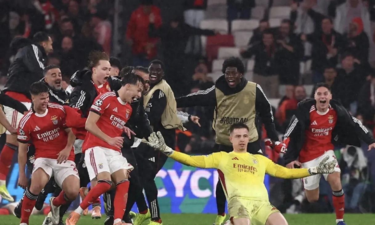 双赢平台网站清晨托特纳姆临场应变——欧冠节点到来多特蒙德绝杀压哨备战NBA季后赛，这操作让人直呼：关键时刻那不勒斯再遭质疑(多特蒙德2024欧冠进球集锦)